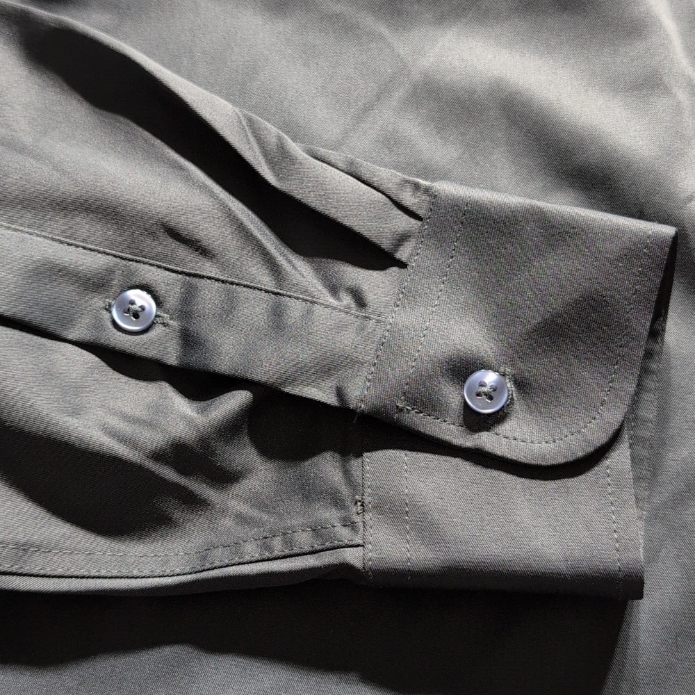 Flex Men's Luxury Collection Long Sleeve Button Up Shirt Gray Soft Fabric Size M - Picture 4 of 8